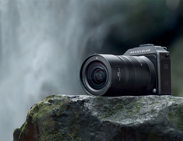 لنز هاسل‌بلاد