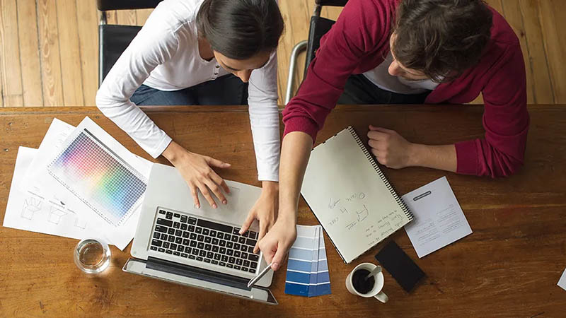 مربی هوش مصنوعی