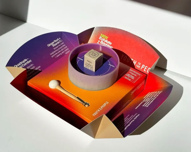 آنباکسینگ با بسته بندی هنری