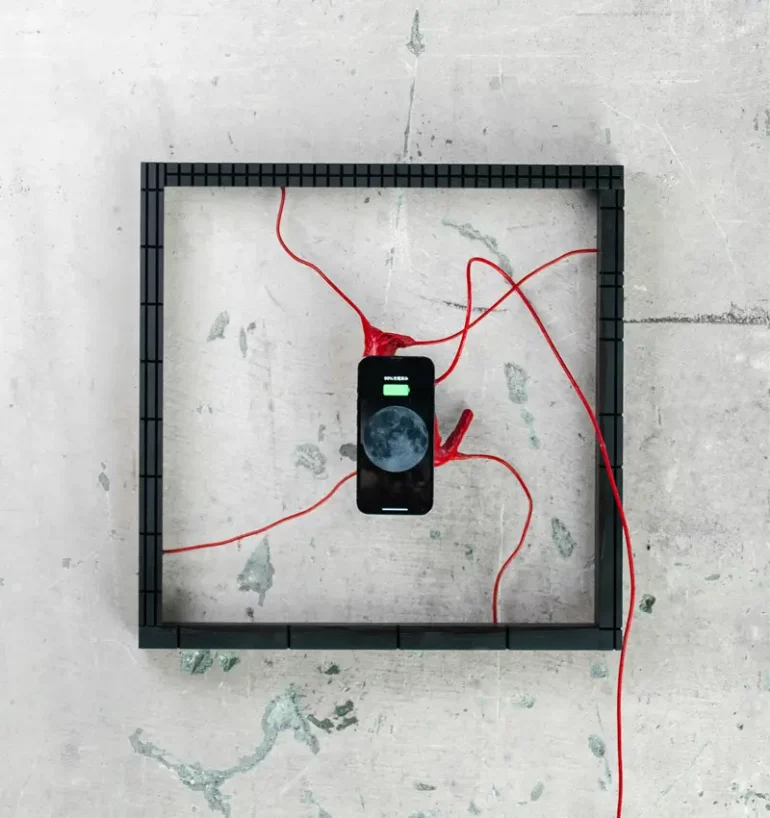 اینستالیشن تعاملی